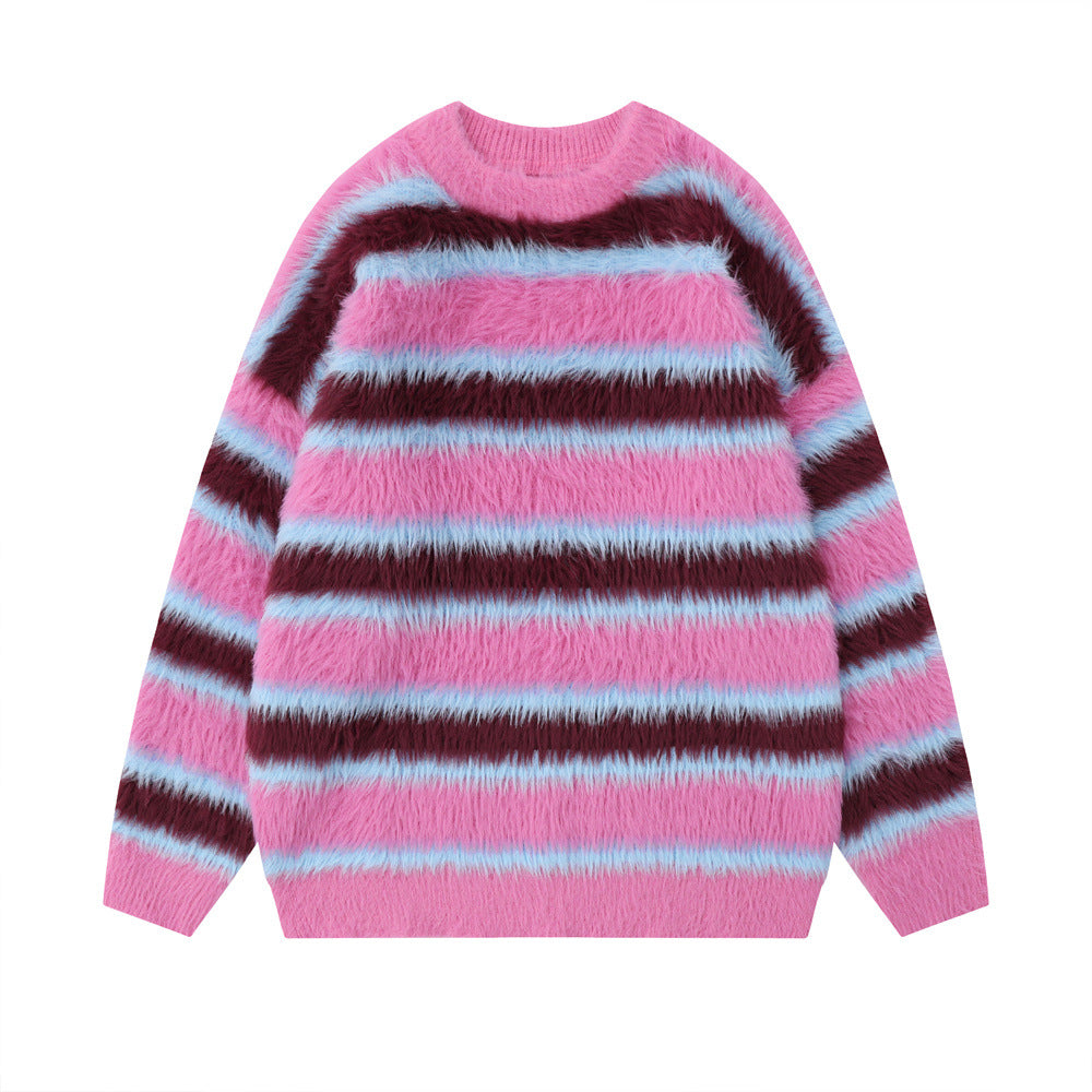 Maglione con collo rotondo e interno in pile per uomo, marca Valstrend Shop, mostra il collo e la texture morbida del tessuto.