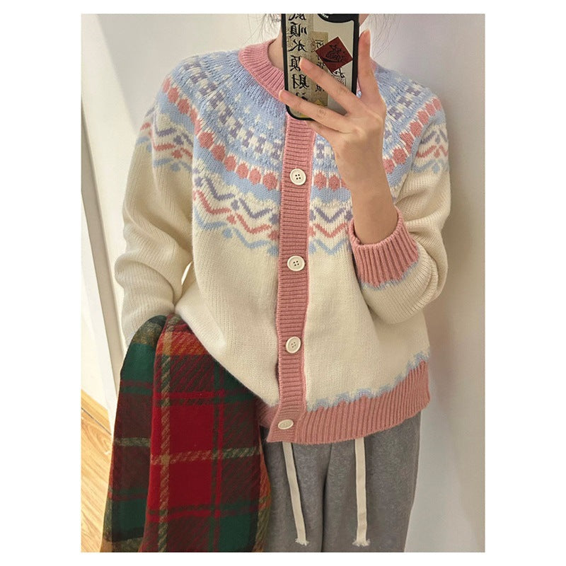 Maglione donna Valstrend Fairisland in tessuto broccato, ideale per autunno e inverno, con dettagli natalizi.