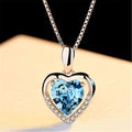 Ciondolo a cuore in argento placcato con cristalli, collana d'amore Valstrend, gioielli eleganti e raffinati per donna