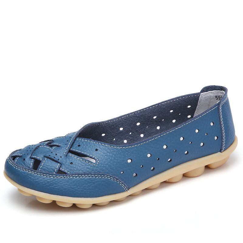 Women's Middle-aged And Elderly Hollow Hole Flat Gommino Round Head Soft Bottom