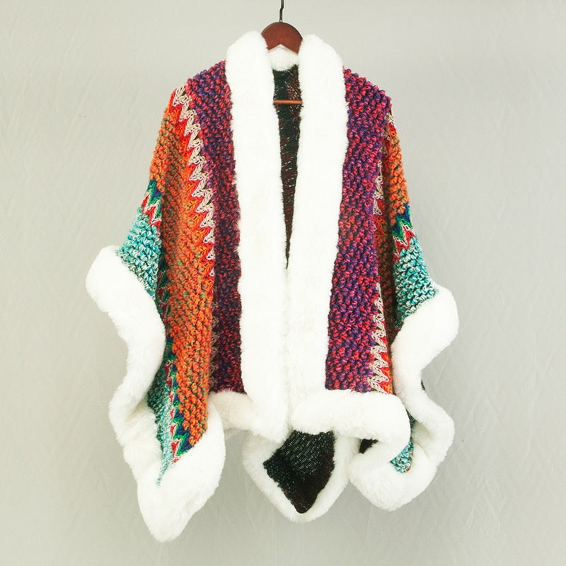Sciarpa etnica da viaggio doppio uso Valstrend, stile etnico, morbida e versatile, mostrata indossata come coperta o scialle.