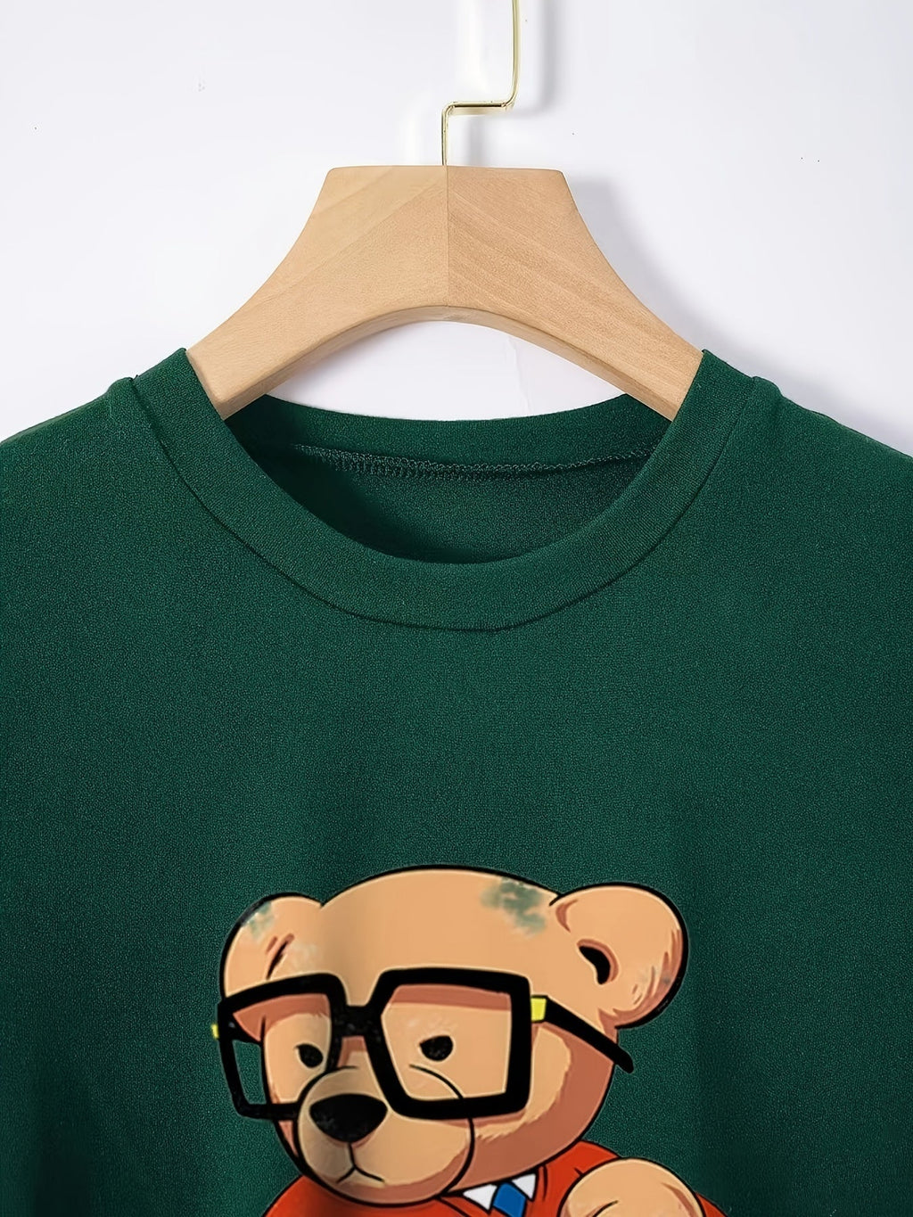 T-shirt donna Valstrend con stampa orso, maniche corte, scollo rotondo, abbigliamento casual estivo e primaverile.