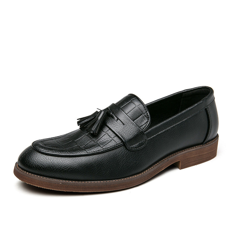 Scarpe da uomo Valstrend in pelle per la primavera, stile casual e comfort, con suola resistente e design elegante.