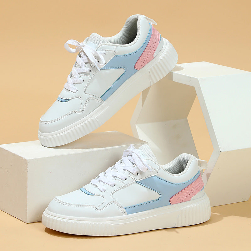 Sneaker casual Valstrend shop con suola morbida, design allacciato, piattaforma alla moda e comoda per uso quotidiano.