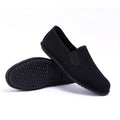 Scarpe leggere traspiranti e super morbide Valstrend con suola sana, adatte per il benessere dei piedi, immagine frontale.