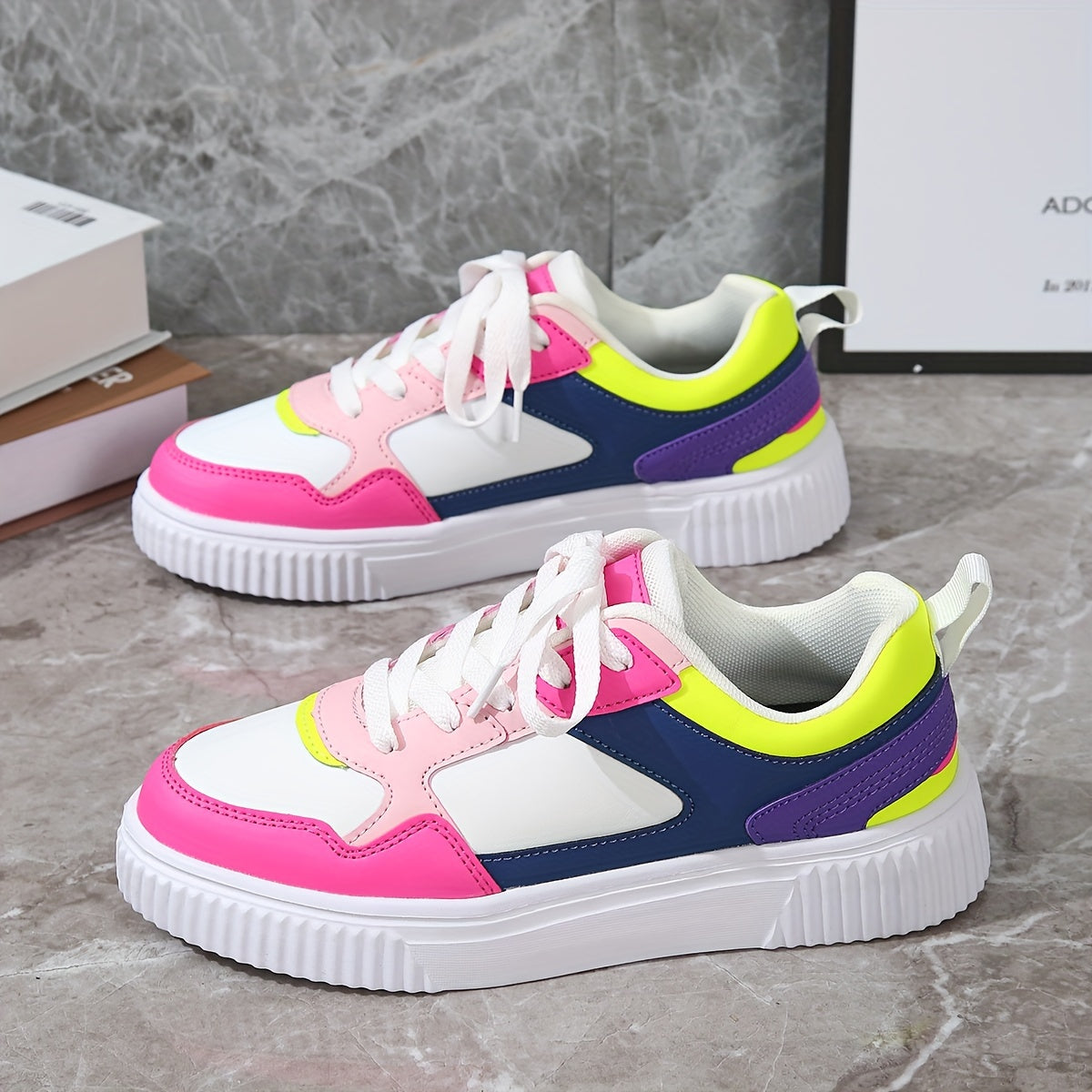 Women's Colorblock Low-Top Sneakers - Comfortable Lace-Up Sneakers for All Seasons, Perfect Christmas Gift