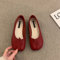 Scarpe estive da donna Valstrend, scarpe con punta aperta e suola piatta, stile split toe per look casual e comodo.