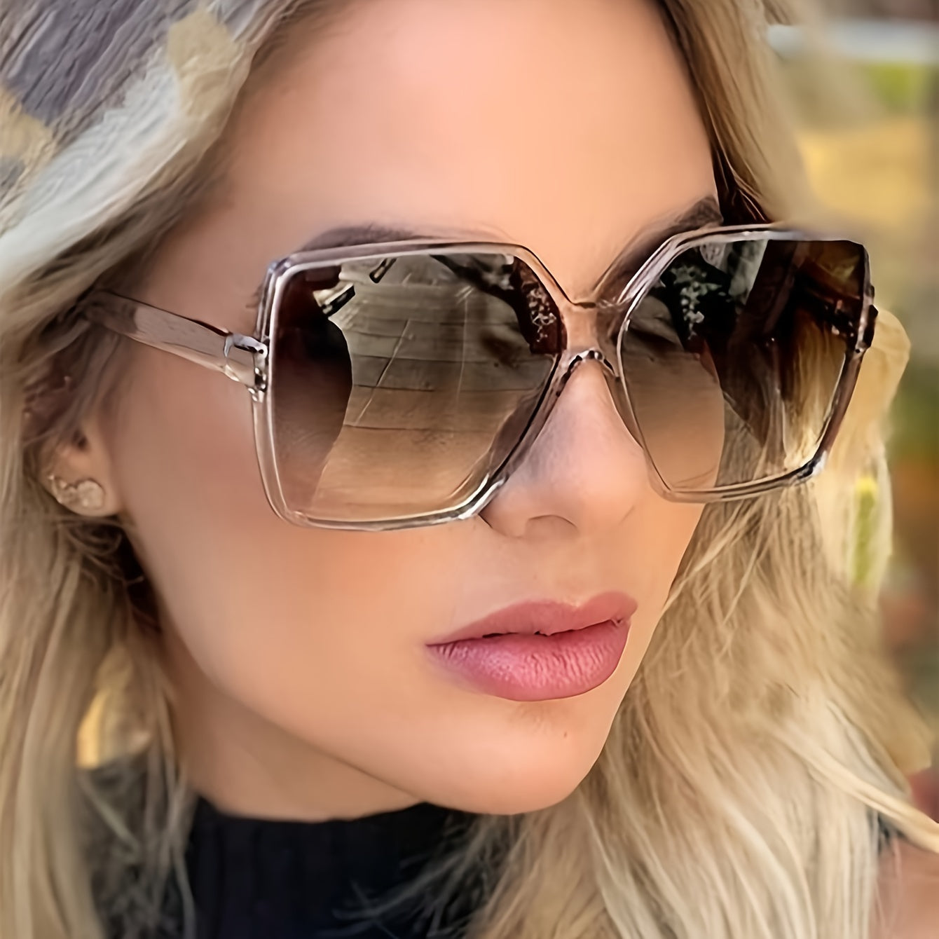 Occhiali rettangolari da donna Valstrend con lenti a gradiente, montatura resistente in plastica, ideali per escursioni, spiaggia e viaggi.