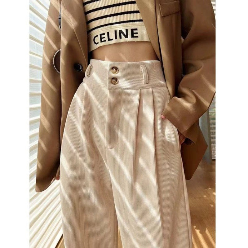 Pantaloni ampi in felpa chenille per donna, modello wide-leg, in tessuto morbido e caldo, di marca Valstrend Shop.