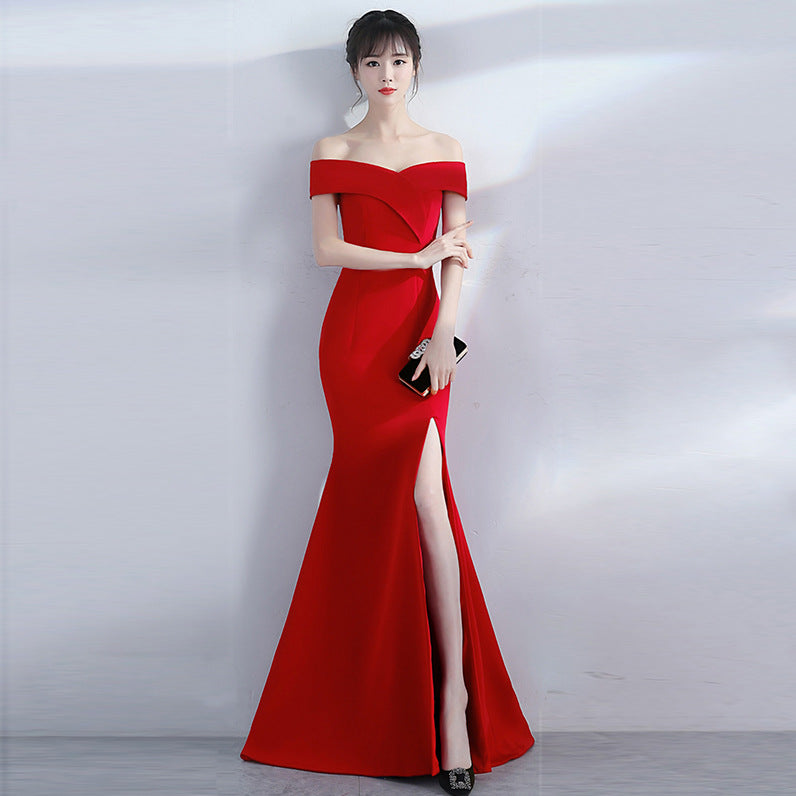 Abito da sera Valstrend con spalle scoperte e gonna a sirena, elegante abito da sera per occasioni speciali.