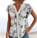 Cardigan casual con bottoni per donna, stile vest, marca Valstrend, mostrato indossato in immagine.