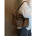 Grande borsa tote minimalista autunnale e invernale Valstrend, lucida, con design di personalità e stile stagionale.