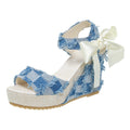 Sandali platform con tacco alto Valstrend, con punta aperta a ‘peep toe’, fiocco decorativo e lacci, stile elegante e femminile