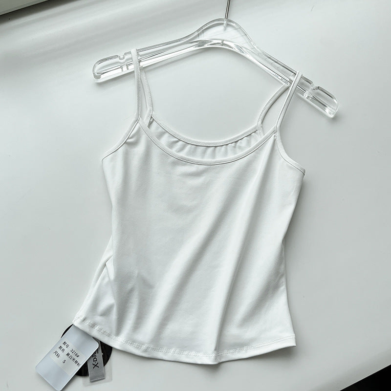 Canotta sportiva elasticizzata Valstrend, top aderente e compatto ideale per allenamenti fitness femminili.