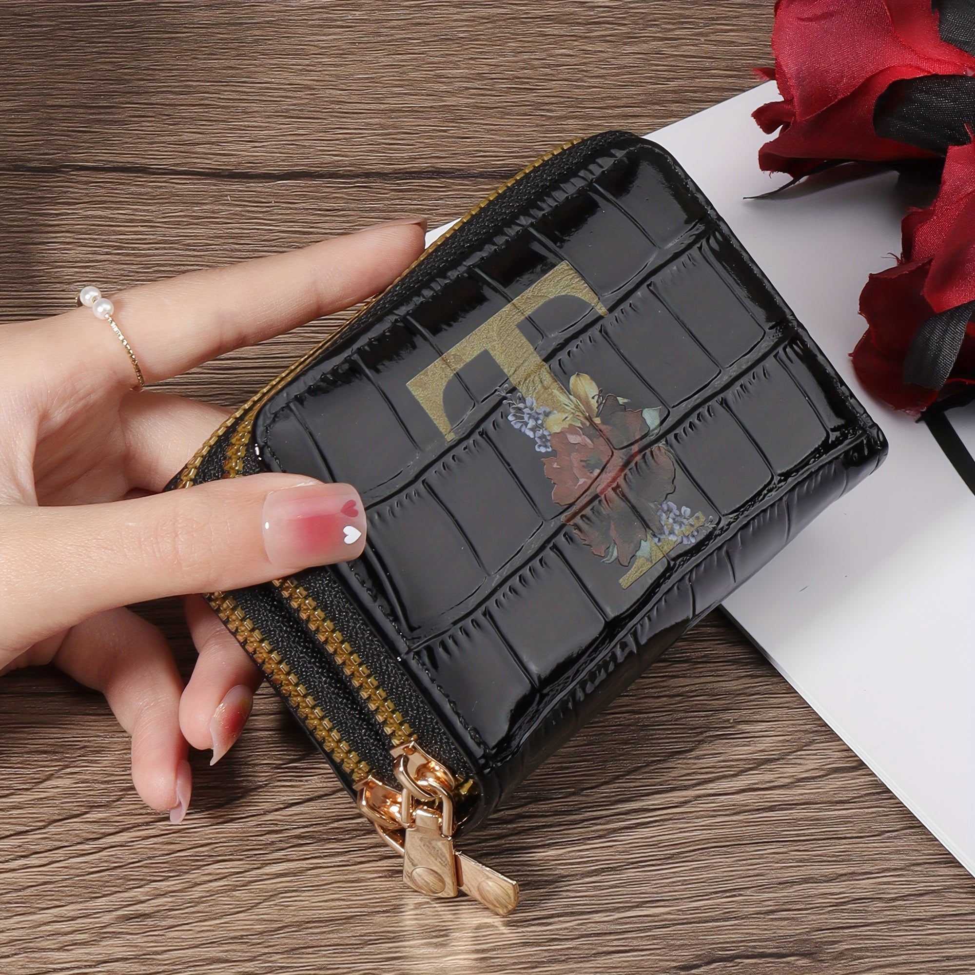 Portafoglio portacarte Valstrend con motivo floreale, piccolo portamonete con cerniera, per donne e uomini, a forma di accordion.