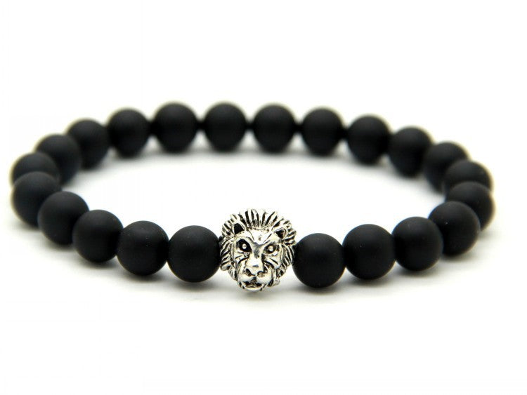 Bracciale Lion Valstrend in argento sterling, dettagli artistici con pendente a forma di leone, elegante e robusto.