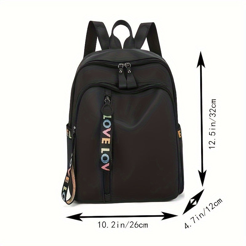 Zaino casual in nylon Valstrend con lettere, chiusura a zip, spallacci regolabili e interno in poliestere resistente.