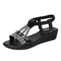 Sandali casual con zeppa Valstrend, con pietre e punta aperta, ideali per l'estate e taglie forti, stile romano e comodo.