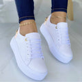 Sneakers casual da donna Valstrend con suola spessa, cinturino a croce rotondo e dettagli a catena, scarpe basse trendy.