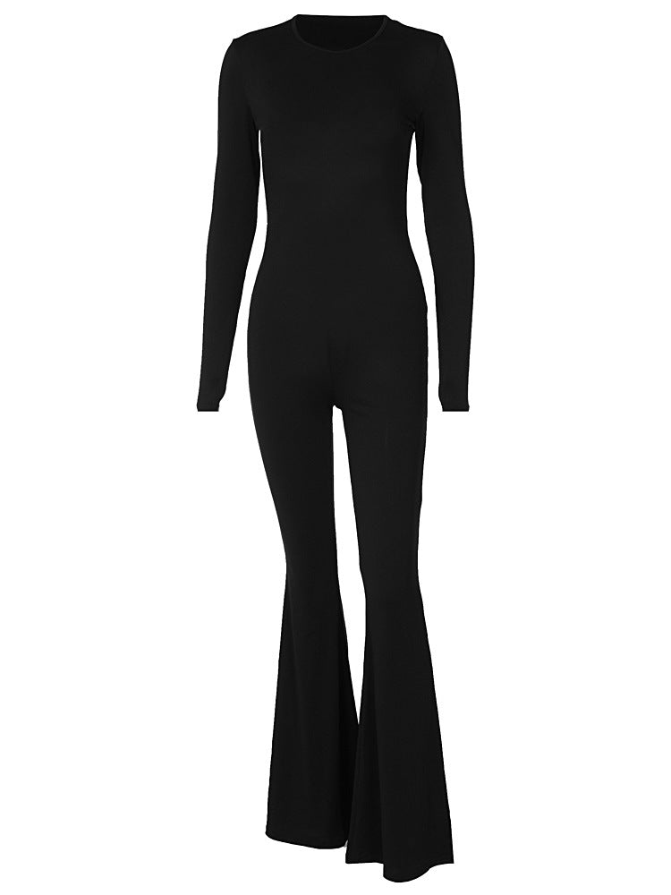 Completo jumpsuit slim fit per donna Valstrend shop con design sagomato e dettagli di sollevamento dei fianchi.