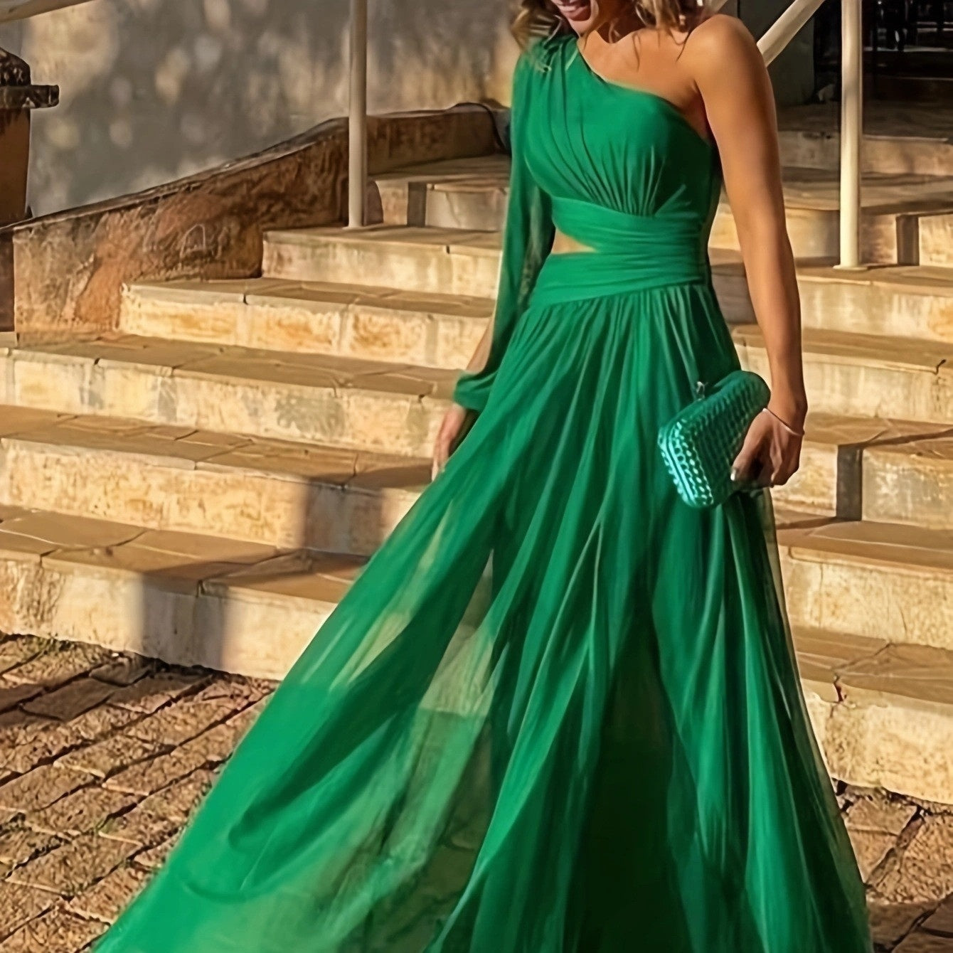 Vestito lungo Valstrend da donna, abito elegante a spalla sola con taglio a metà, in tinta unita per primavera e estate.