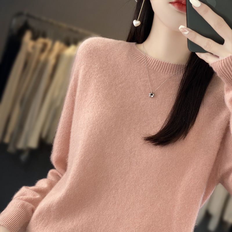 Maglione donna in cashmere morbido e largo, tessuto lavorato a maglia, in tonalità neutre, stile casual e comodo.