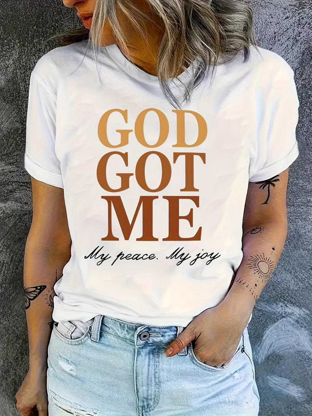 T-shirt donna Valstrend con stampa lettere, maniche corte, stile casual, ideale per primavera ed estate.