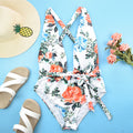 Femminile bikini a vita in pizzo Valstrend, costume da bagno elegante e alla moda con dettagli di pizzo raffinato.