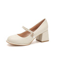 Scarpe con tacco chunky alte di Valstrend shop, eleganti stiletto con suola robusta e design alla moda.