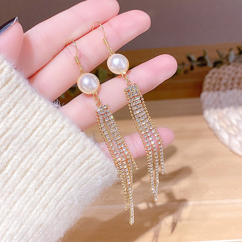 Orecchini eleganti in argento sterling con perle di lusso e aghi sottili, design raffinato e stile sofisticato Valstrend.