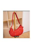 Borsa a spalla femminile alla moda di Valstrend, colorata e alla moda, con diverse donne che indossano accessori di stile.
