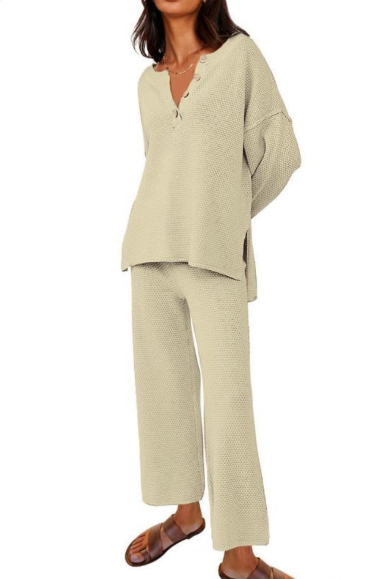 Completo da donna Valstrend in tessuto solido, vestibilità ampia e comoda, perfetto per uno stile casual e rilassato.