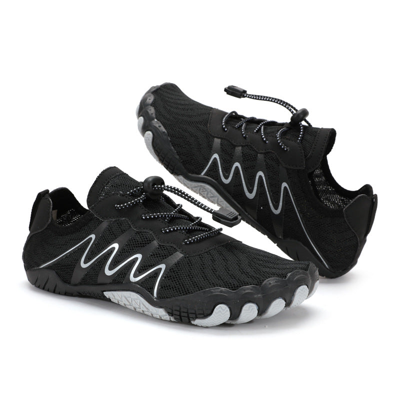 Scarpe da trekking Valstrend outdoor, traspiranti e rapide asciugatura, ideali per escursioni e camminate in ambienti umidi.