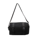 Borsa a spalla donna Valstrend, elegante che funge da messenger bag, con dettagli in tessuto e tracolla regolabile.