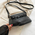 Borsa a tracolla da uomo in stile western con catena, fashion influencer, valstrend shop, messenger bag per uso quotidiano.