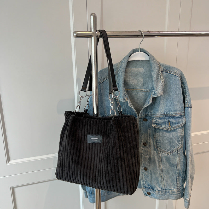 Borsa a spalla casual in velluto a costine da donna Valstrend, grande capacità, stile pratico e alla moda
