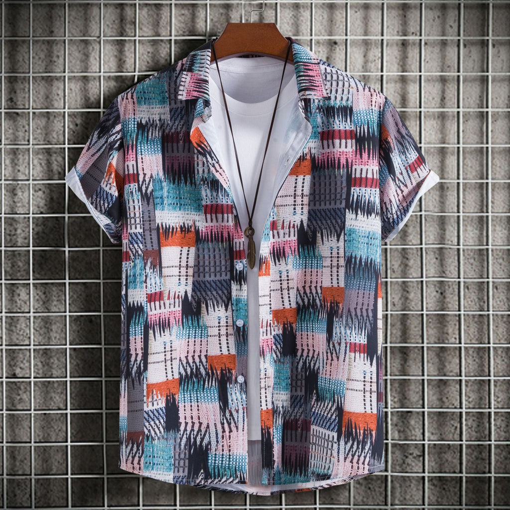 Camicia uomo slim fit con stampa a maniche corte Valstrend, tessuto leggero e design moderno.