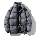 Giacca uomo oversize Valstrend con colletto a piedi di pollo, tessuto solido e stile alla moda.