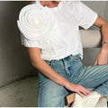 T-shirt donna Valstrend elegante con collo rotondo e stampa 3D di fiori, tessuto morbido e design femminile.