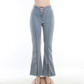 Jeans donna a vita alta con allacciatura, spacchi e tagli laterali, marca Valstrend shop, stile casual e moderno.