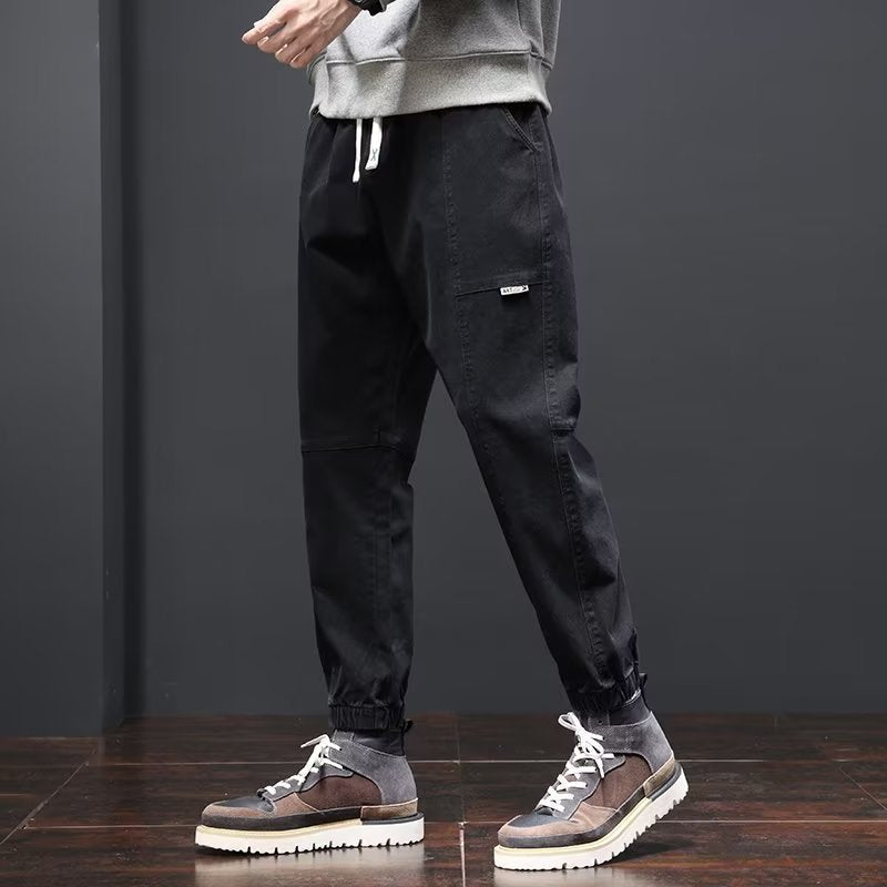 Pantaloni boy lavare morbido a taglio largo e tapered, marchio Valstrend shop, vista frontale con dettagli del tessuto.