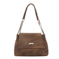 Borsa a tracolla donna grande capacità Valstrend, stile elegante con catena e texture di alta qualità.
