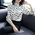 Camicia lunga autunnale in seta taglia comoda, donna, Valstrend, maniche lunghe, tessuto morbido e elegante.