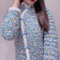 Giacca floreale retrò Valstrend con design colorato e stile vintage, ideale per look alla moda e casual.