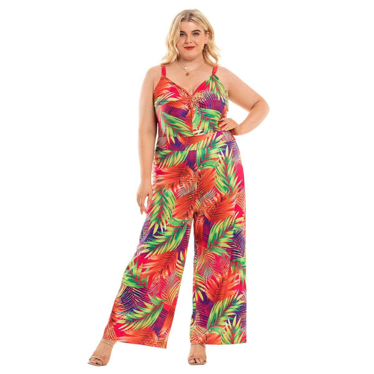 Giacca jumpsuit donna Valstrend con bretelle larghe e taglio elegante, tessuto morbido e stile alla moda.