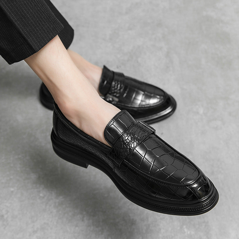 Scarpe da uomo Valstrend, sneakers traspiranti per il lavoro, design moderno e comodo, su sfondo bianco.