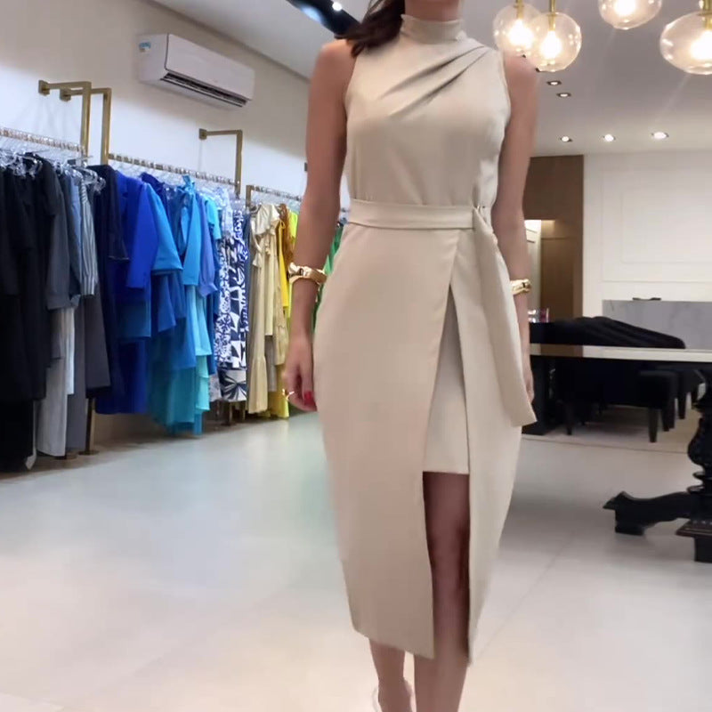 Vestito lungo senza maniche di Valstrend, abito femminile a collo rotondo, a pieghe, vita alta e colore unito, elegante e alla moda.