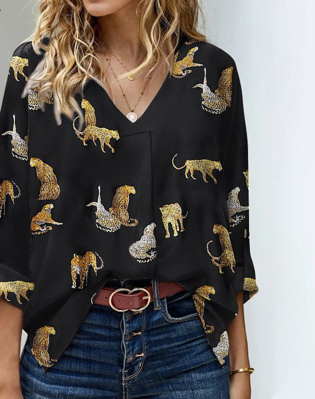 Camicia donna oversize Valstrend con scollo a V ampia, morbida e comoda, abbigliamento casual per taglie forti