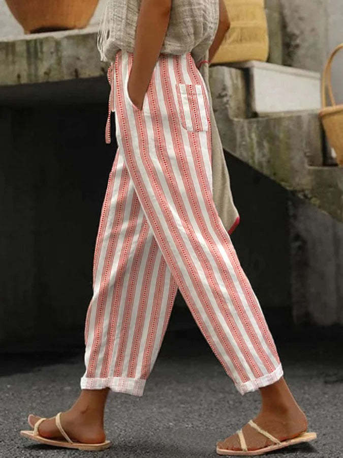 Pantaloni casual a righe per donna di stile europeo e americano, modello versatile di Valstrend shop, visibili in primo piano.