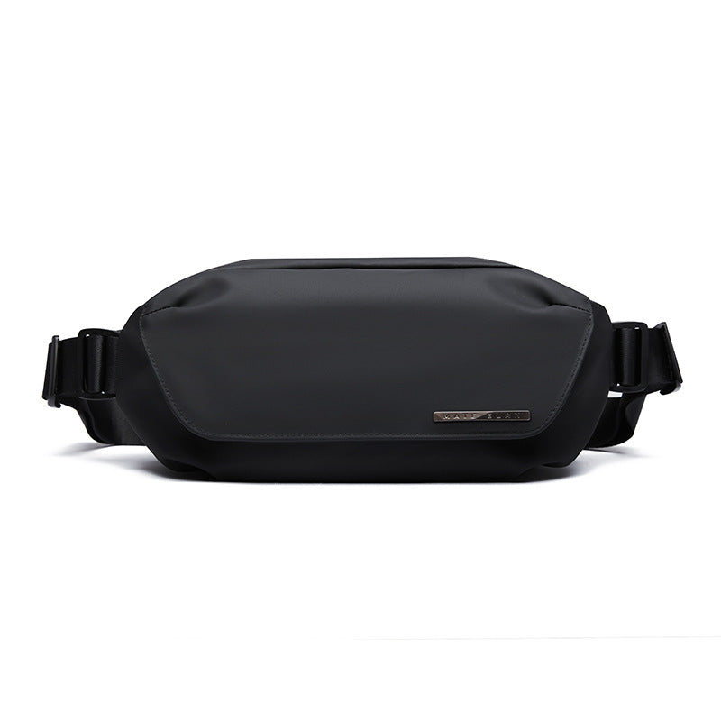 Borsa messenger da uomo Valstrend, tracolla funzionale per motociclisti, con scomparti pratici e stile moderno.